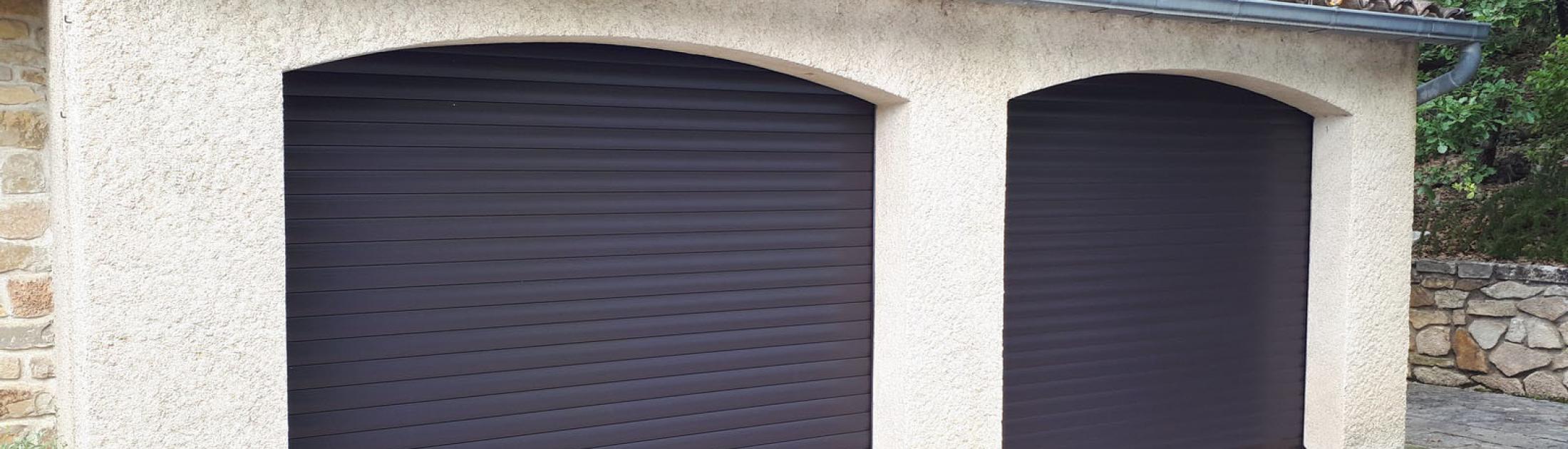 PORTE GARAGE ENROULABLE RAL 7016 - CRUVIERS LASCOURS